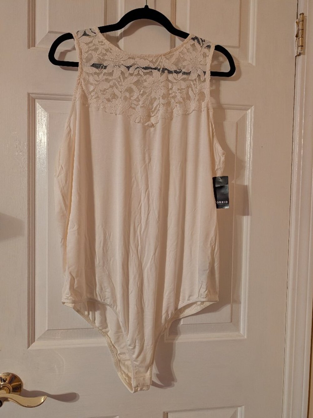 Torrid Super Soft Lace Sweetheart Bodysuit Pristine ~ 3/3X/22-24 NWT